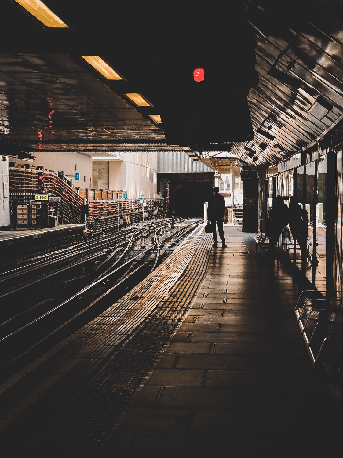 A Liverpool Street station silhouette