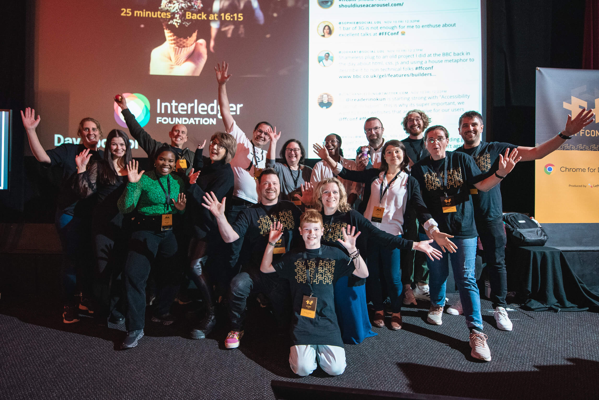 A group shot of organising team and all the speakers speakers